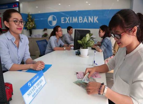 Ngân hàng Eximbank có làm việc thứ 7 không?