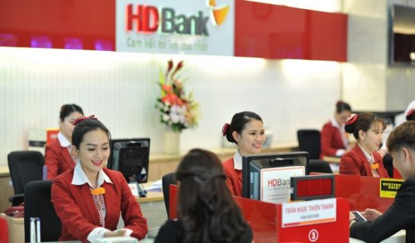 Ngân hàng HDBank có làm việc thứ 7 không?